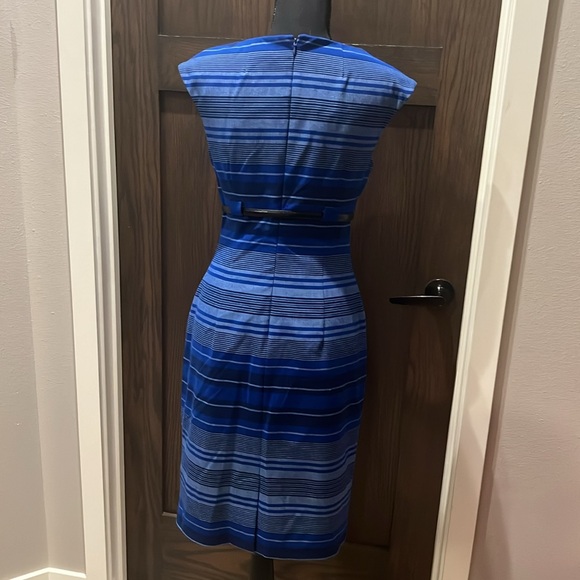 Size 2 Dana Buchman Blue Dress - Picture 4 of 8